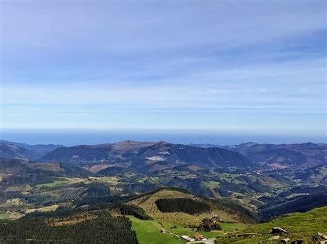 monte oiz desde garai|Circular de senderismo: De Garai al monte Oiz